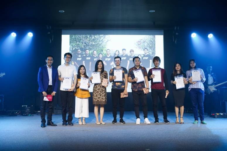 8f35a237-ac4a-4b18-9c5b-414bea9cad7f